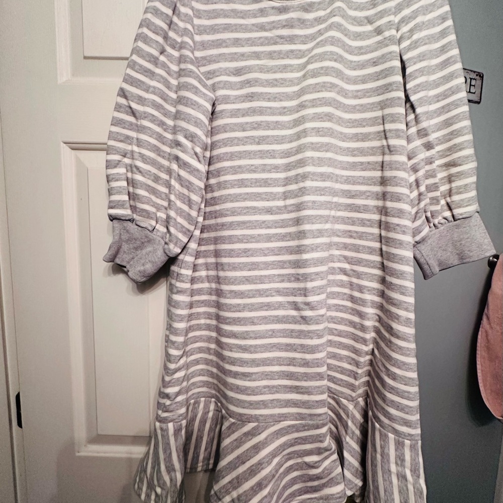 ♠️ Kate Spade ♠️ Gray and White Striped Dress ♠️